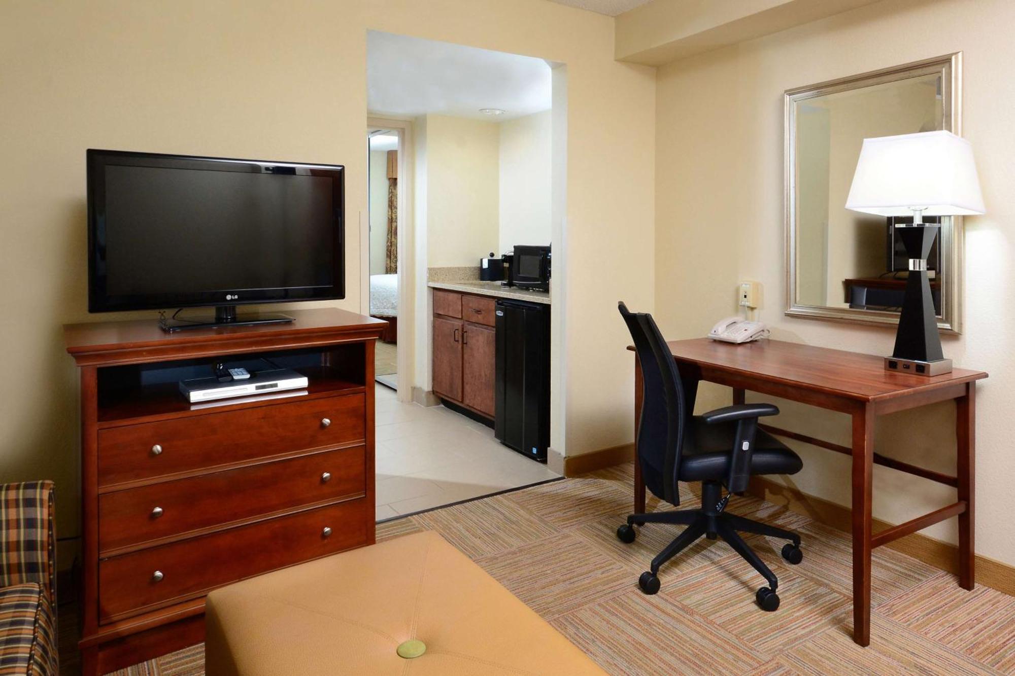 Hampton Inn Raleigh Capital Blvd North Экстерьер фото